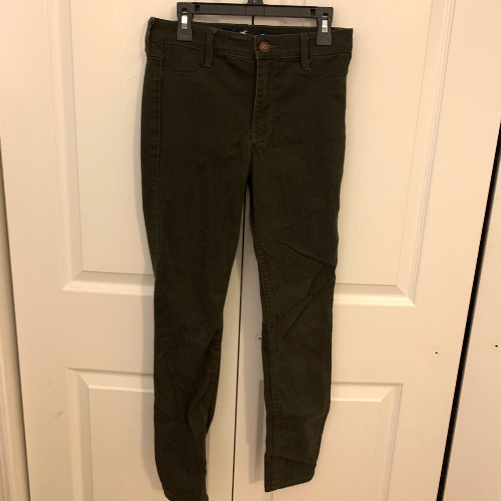 Army green Hollister jeans high rise